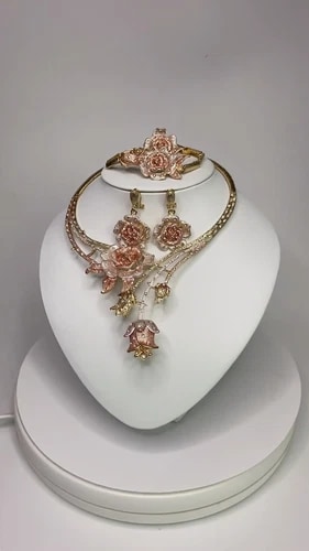 Women Wedding Gold Color Crystal Rose Flower Necklace Statement Jewelry Set view 2