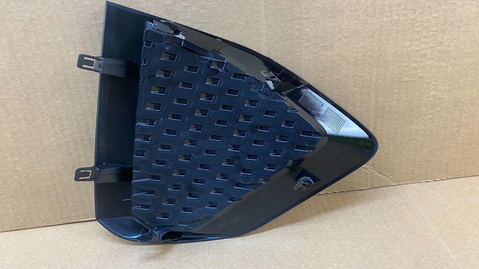 FOR-2019-2023-NISSAN-MAXIMA-FRONT-RIGHT-PASSENGER-SIDE-FOG-LIGHT-COVER-125663234410-5