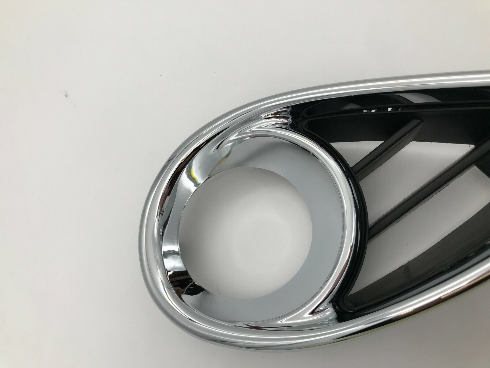 FOR-INFINITI-FX35-QX70-LEFT-DRIVER-SIDE-FOG-LIGHT-LAMP-BEZEL-W-CHROME-MOLDING-124447834000-5