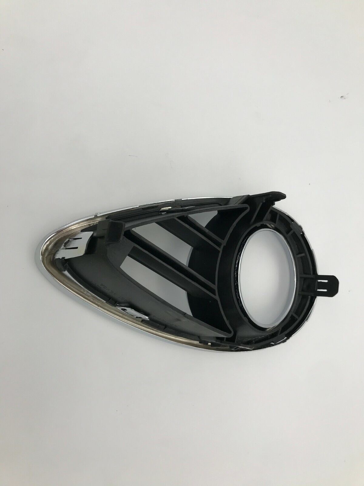 FOR-INFINITI-FX35-QX70-LEFT-DRIVER-SIDE-FOG-LIGHT-LAMP-BEZEL-W-CHROME-MOLDING-124447834000-8