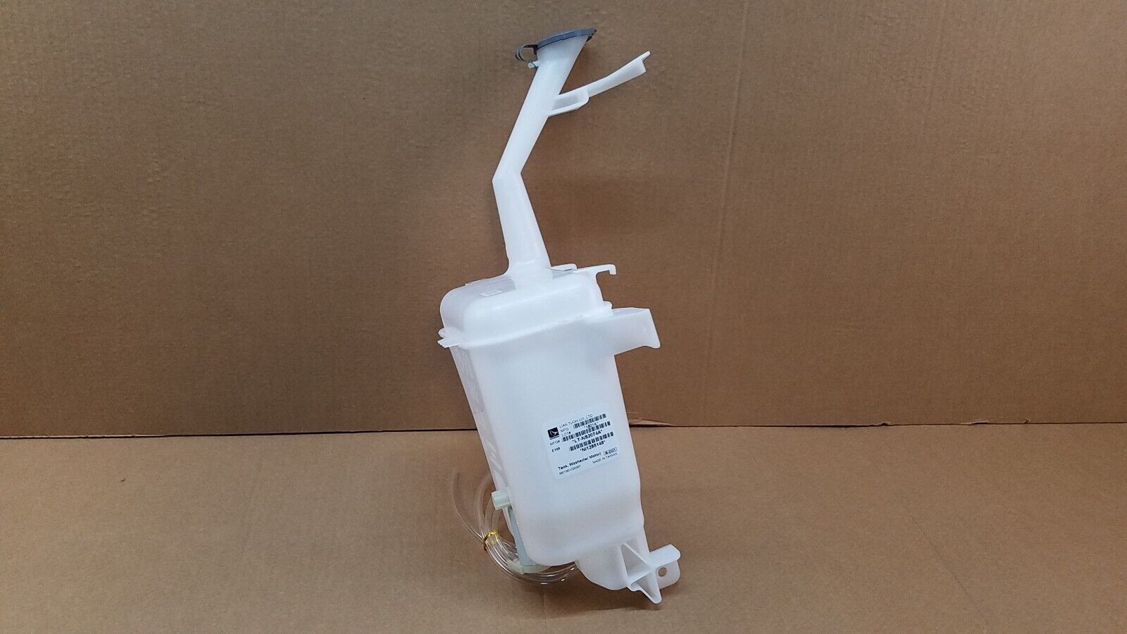 FOR-11-19-NISSAN-VERSA-SEDAN-WINDSHIELD-WASHER-RESERVOIR-TANK-BOTTLE-W-PUMP-125672660882-3