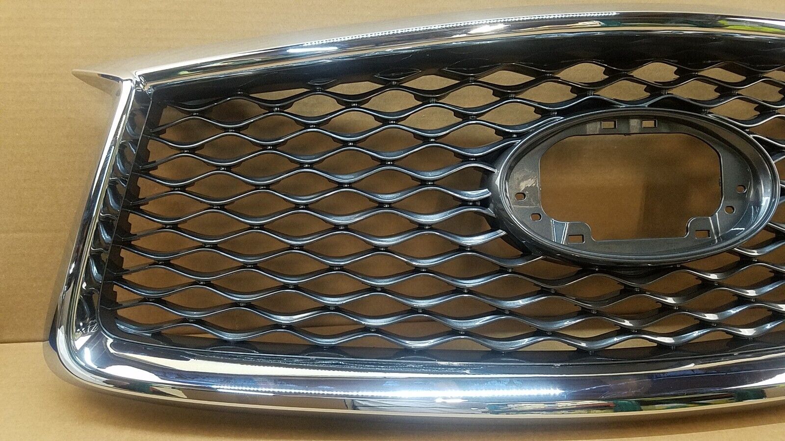 FOR-19-20-INFINITI-QX50-FRONT-BUMPER-UPPER-GRILLE-WO-EMBLEM-124356191042-5