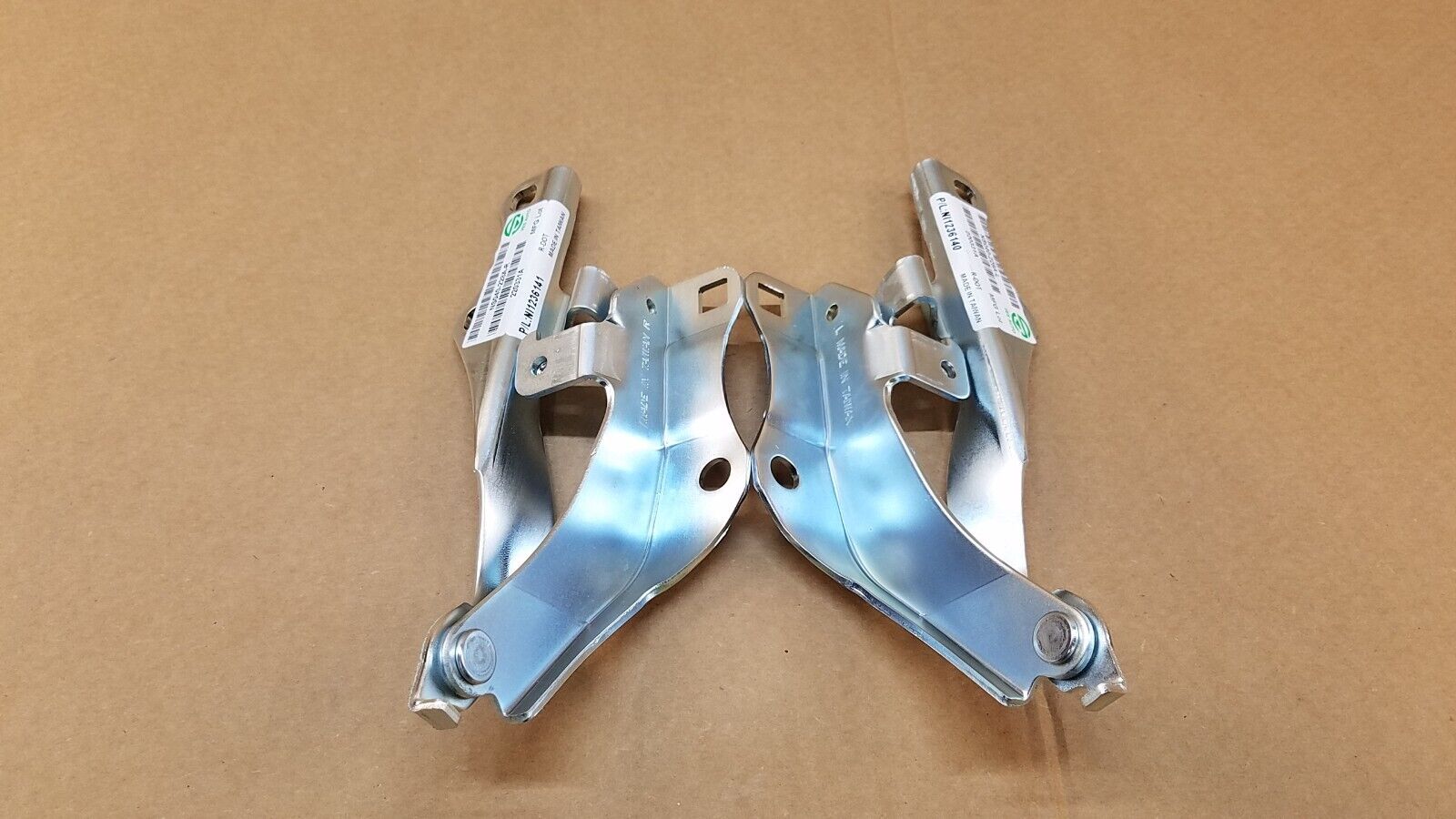 FOR-2003-NISSAN-350Z-03-07-G35-LEFT-RIGHT-HOOD-HINGE-PAIR-125663318162-2