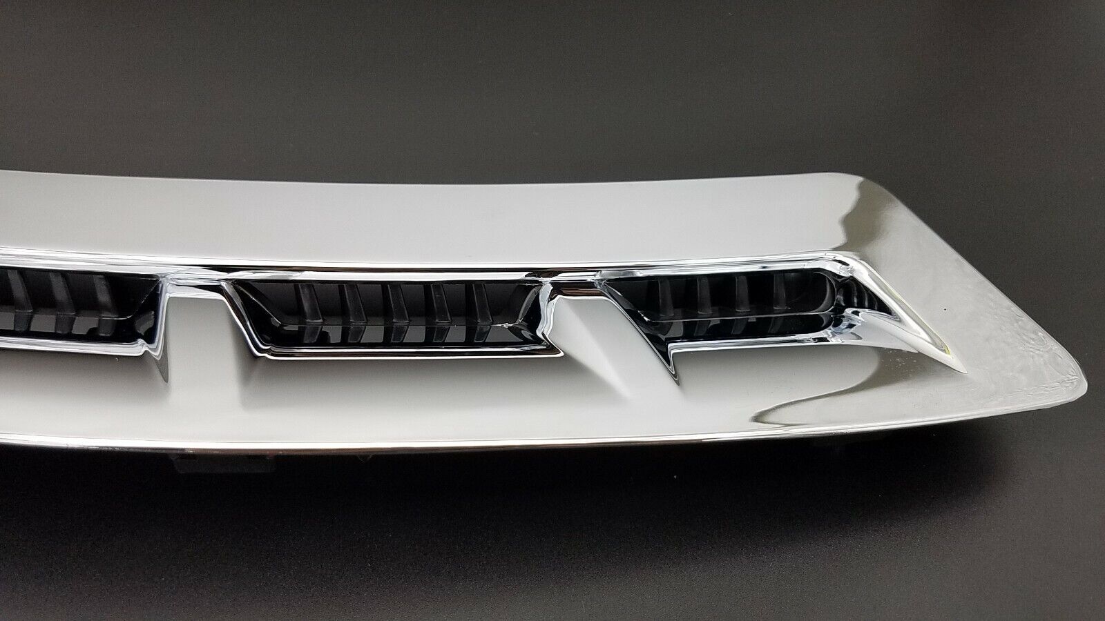 FOR-INFINITI-FX35-QX70-RIGHT-PASSENGER-SIDE-FENDER-DUCT-TRIM-AIR-VENT-GRILLE-124360508832-4