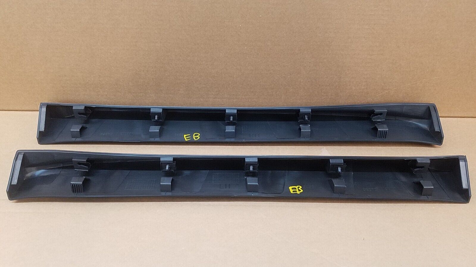 FOR-2016-2020-INFINITI-QX60-REAR-LEFT-RIGHT-SIDE-DOOR-LOWER-MOLDING-PAIR-126435288574-6