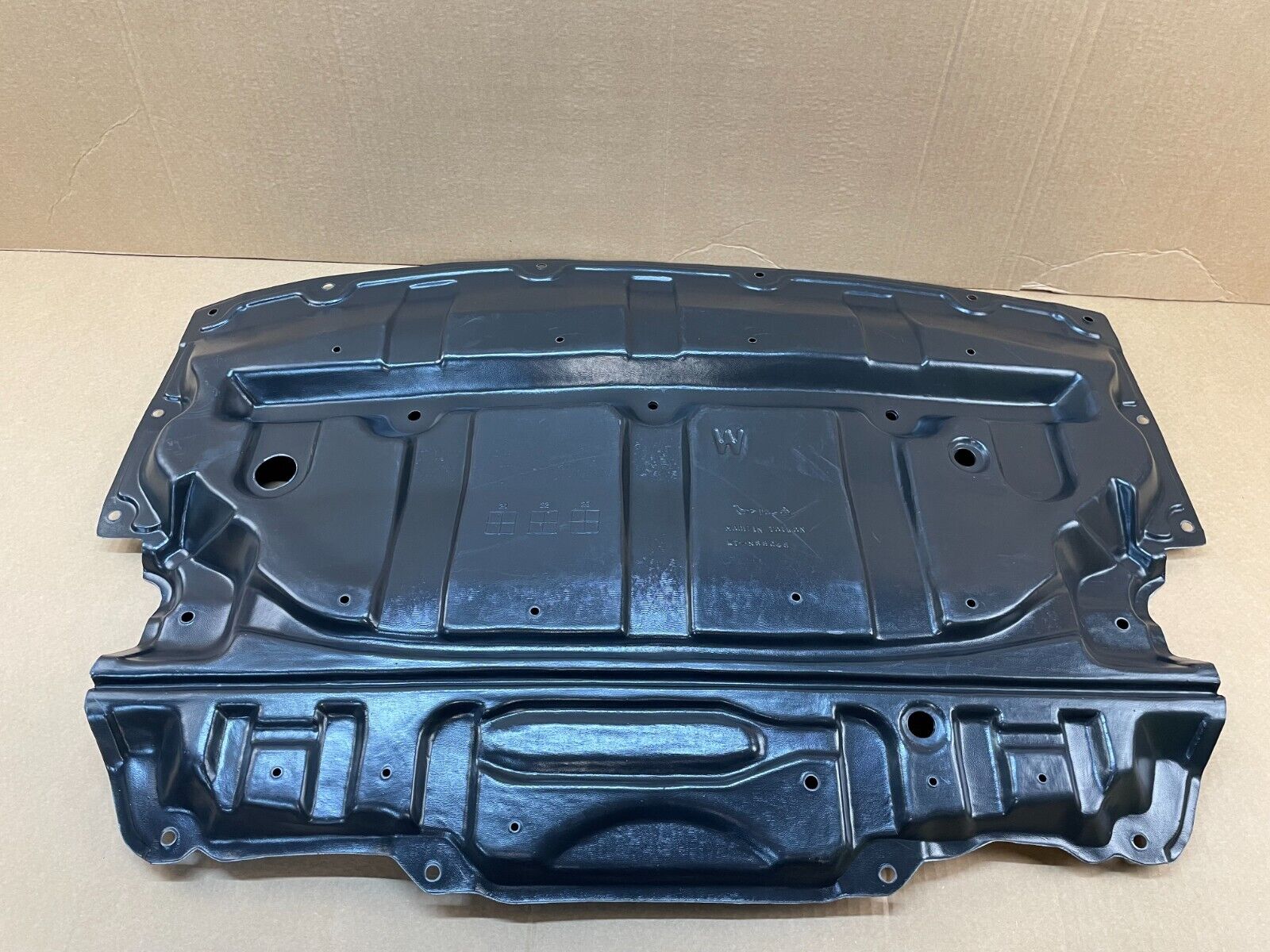 FOR-09-20-NISSAN-370Z-UNDER-ENGINE-COVER-SPLASH-SHIELD-MUD-GUARD-125663068975-9