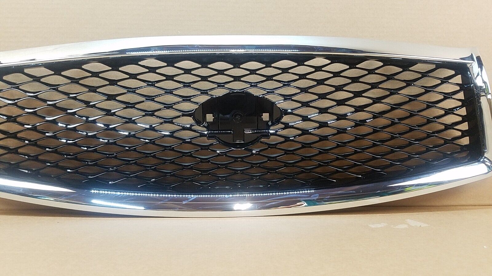 FOR-2014-2017-INFINITI-Q50-FRONT-BUMPER-UPPER-GRILLE-WO-EMBLEM-CHROME-125562377345-4