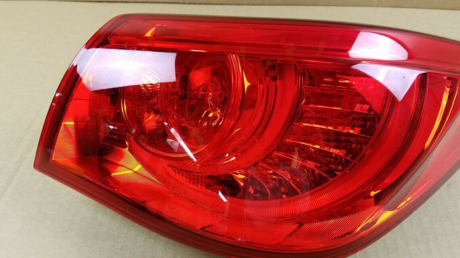 FOR-Q50-REAR-LEFT-DRIVER-RIGHT-PASSENGER-SIDE-OUTER-TAIL-LIGHT-LAMP-PAIR-126129797125-5