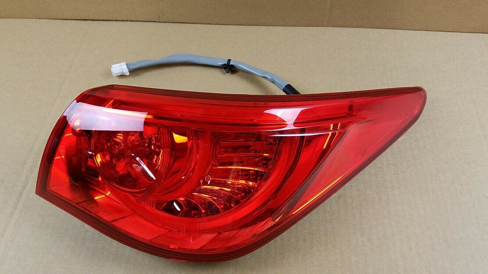 FOR-Q50-REAR-LEFT-DRIVER-RIGHT-PASSENGER-SIDE-OUTER-TAIL-LIGHT-LAMP-PAIR-126129797125-8