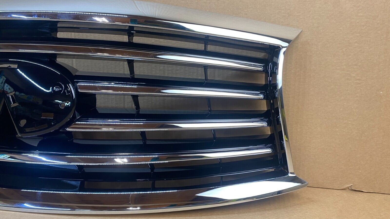 FOR-13-15-INFINITI-JX35-QX60-FRONT-BUMPER-UPPER-GRILLE-WO-PRE-CRASH-WO-EMBLEM-125663341956-3