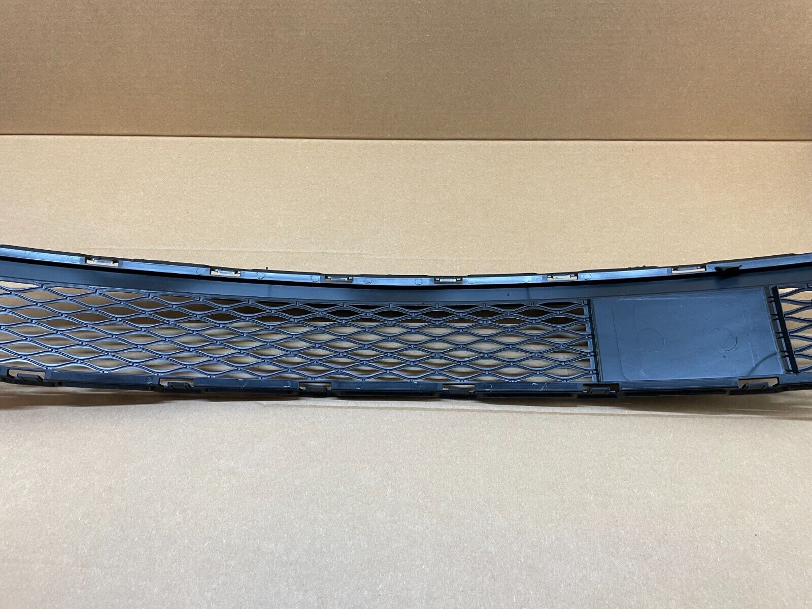 FOR-16-20-INFINITI-QX60-FRONT-BUMPER-FACE-BAR-STEP-PAD-LOWER-GRILLE-MOLDING-125563532076-7