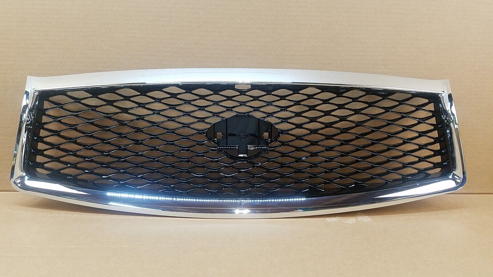 FOR-2014-2017-INFINITI-Q50-FRONT-BUMPER-UPPER-GRILLE-WO-EMBLEM-CHROME-124358764386-2