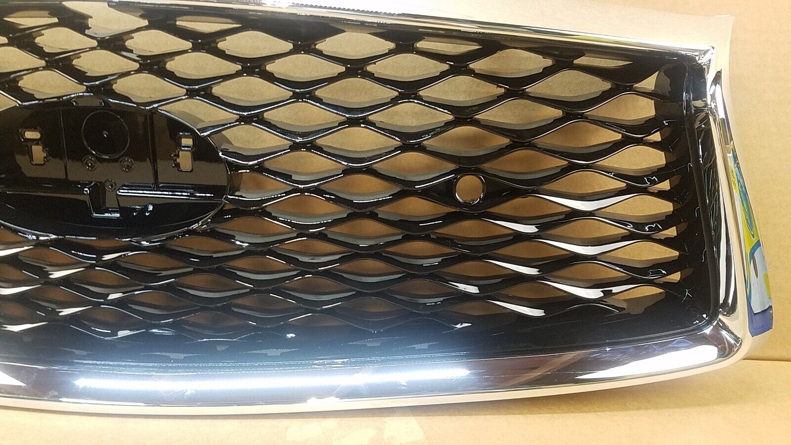 FOR-2018-2020-INFINITI-Q50-FRONT-BUMPER-UPPER-GRILLE-WO-EMBLEM-CHROME-125566231736-3