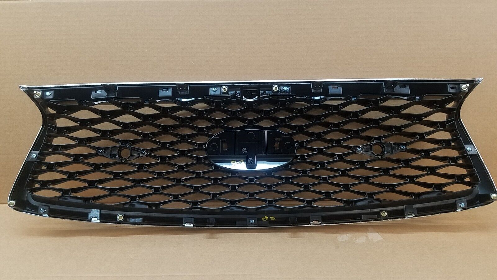 FOR-2018-2020-INFINITI-Q50-FRONT-BUMPER-UPPER-GRILLE-WO-EMBLEM-CHROME-125566231736-6