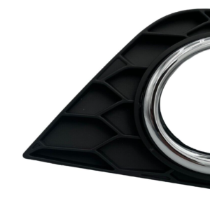 FOR 16-19 NISSAN SENTRA RIGHT PASSENGER SIDE FOG LIGHT LAMP BEZEL W/CHROME 62256-4AF0A - Image 3