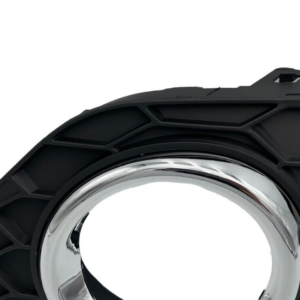 FOR 16-19 NISSAN SENTRA RIGHT PASSENGER SIDE FOG LIGHT LAMP BEZEL W/CHROME 62256-4AF0A - Image 4