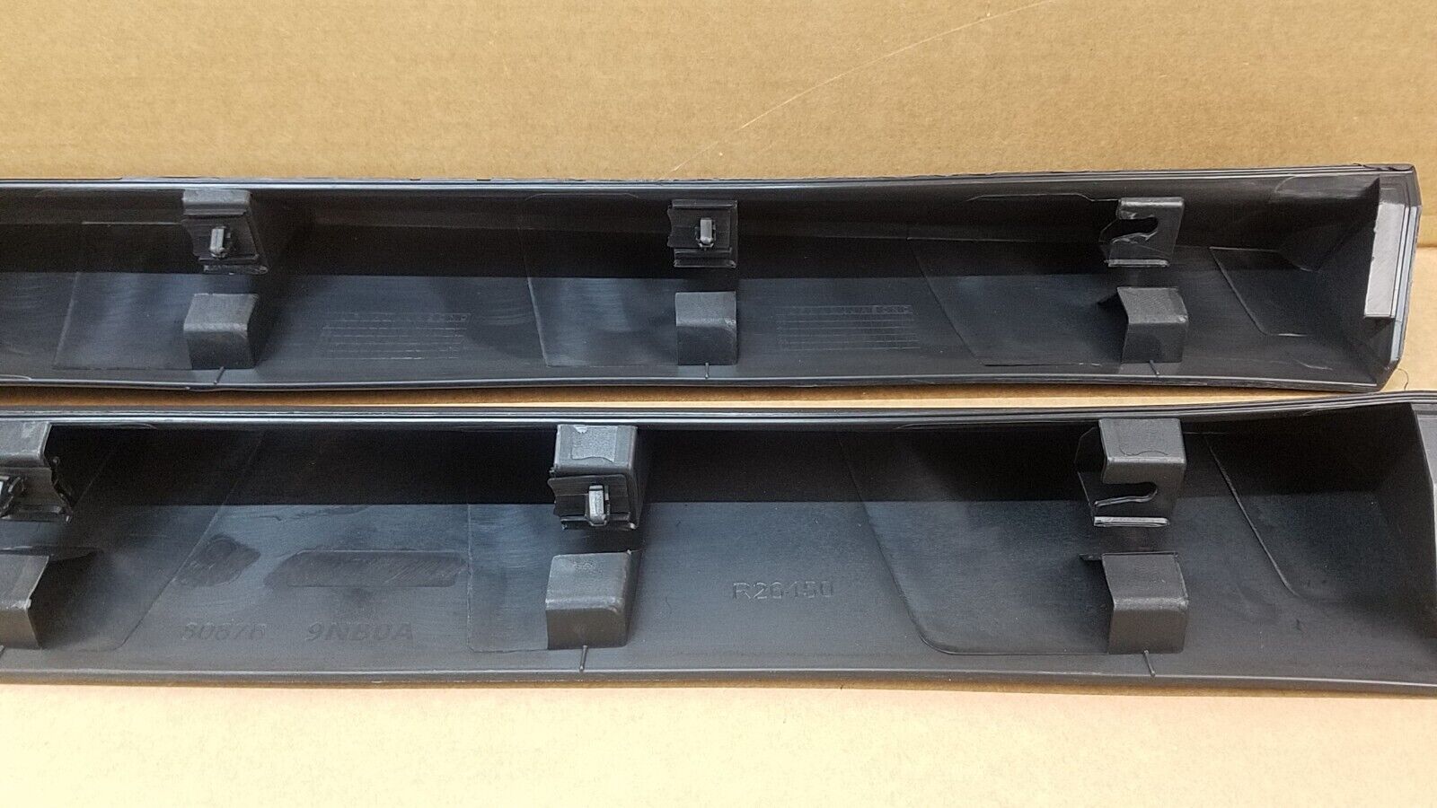 FOR-2016-2020-INFINITI-QX60-FRONT-LEFT-RIGHT-DOOR-LOWER-MOLDING-PAIR-126435281637-7