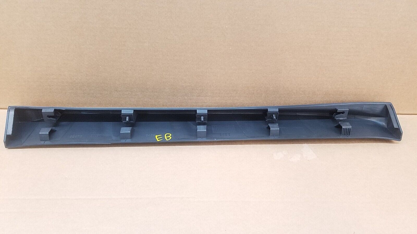 FOR-2016-2020-INFINITI-QX60-REAR-RIGHT-PASSENGER-SIDE-DOOR-LOWER-MOLDING-125562340677-6