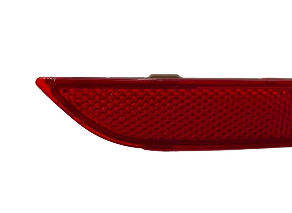 FOR-NISSAN-ROGUE-LEAF-MAXIMA-VERSA-REAR-RIGHT-PASSENGER-SIDE-BUMPER-REFLECTOR-126053136467-2