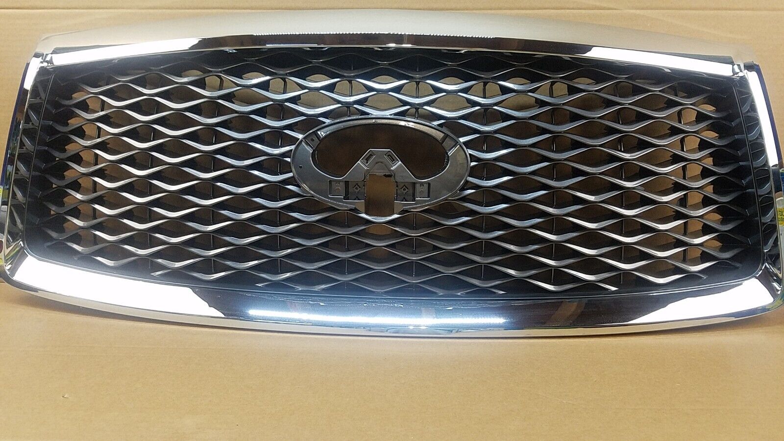 FOR-18-21-INFINITI-QX80-FRONT-BUMPER-UPPER-GRILLE-W-CAMERA-OPTION-WO-EMBLEM-125594120449-3