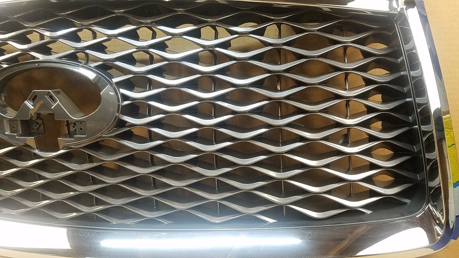 FOR-18-21-INFINITI-QX80-FRONT-BUMPER-UPPER-GRILLE-W-CAMERA-OPTION-WO-EMBLEM-125594120449-4