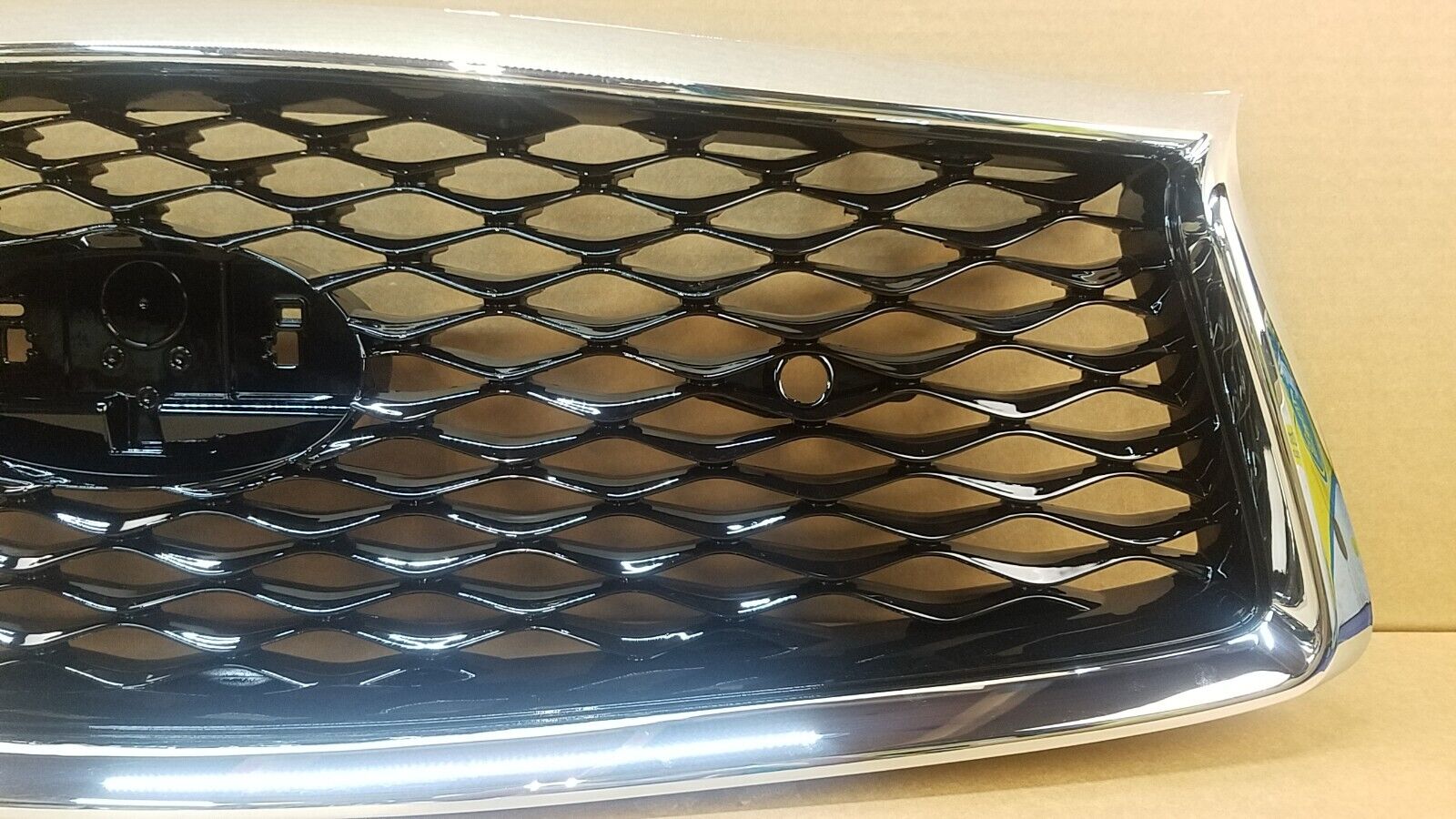 FOR-2018-2020-INFINITI-Q50-FRONT-BUMPER-UPPER-GRILLE-WO-EMBLEM-CHROME-125563392079-3