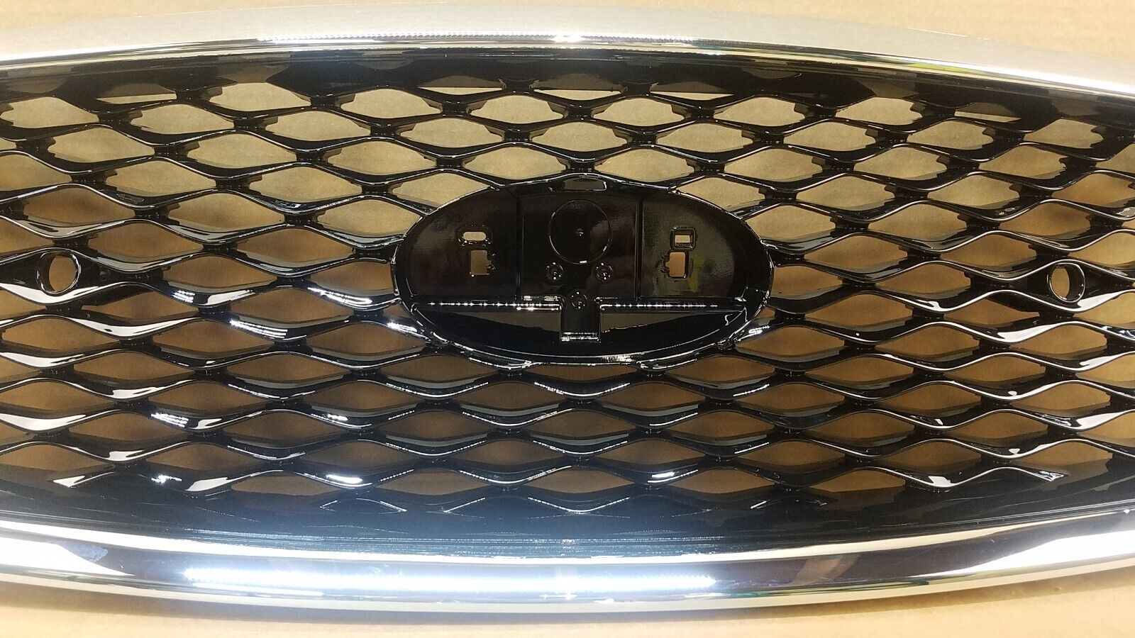 FOR-2018-2020-INFINITI-Q50-FRONT-BUMPER-UPPER-GRILLE-WO-EMBLEM-CHROME-125563392079-4